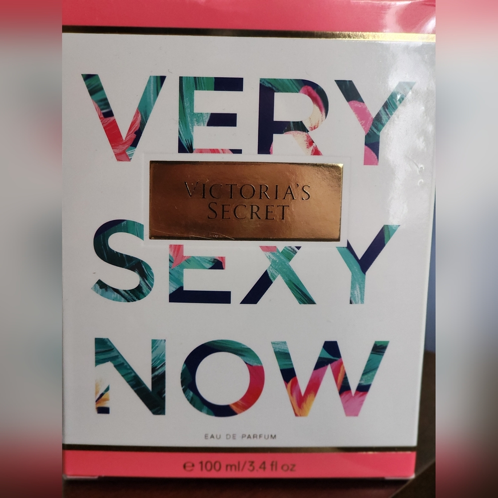 Victoria's Secret Very Sexy Now 3.4 fl oz.